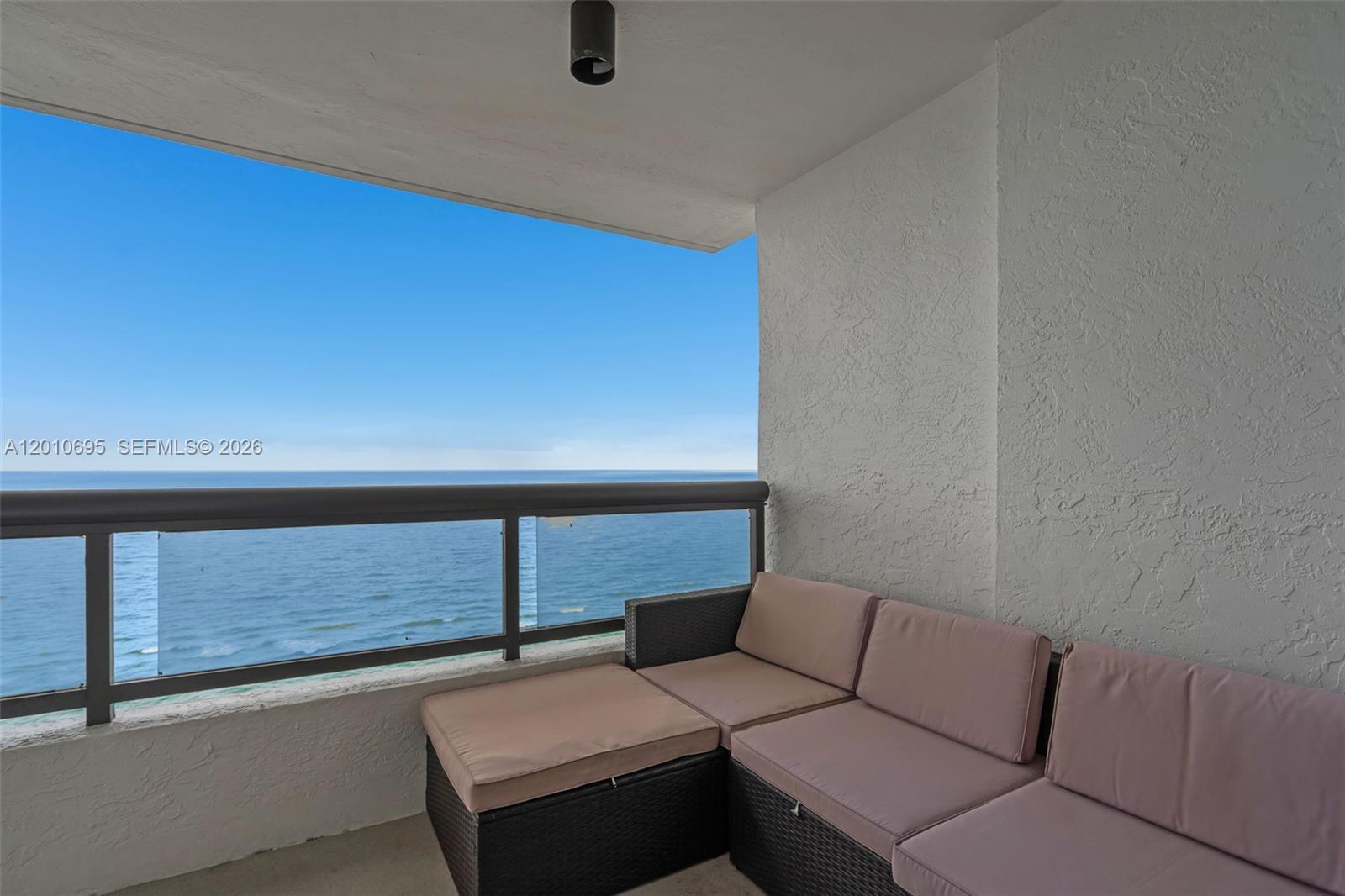 CLUB ATLANTIS CONDO - Residential