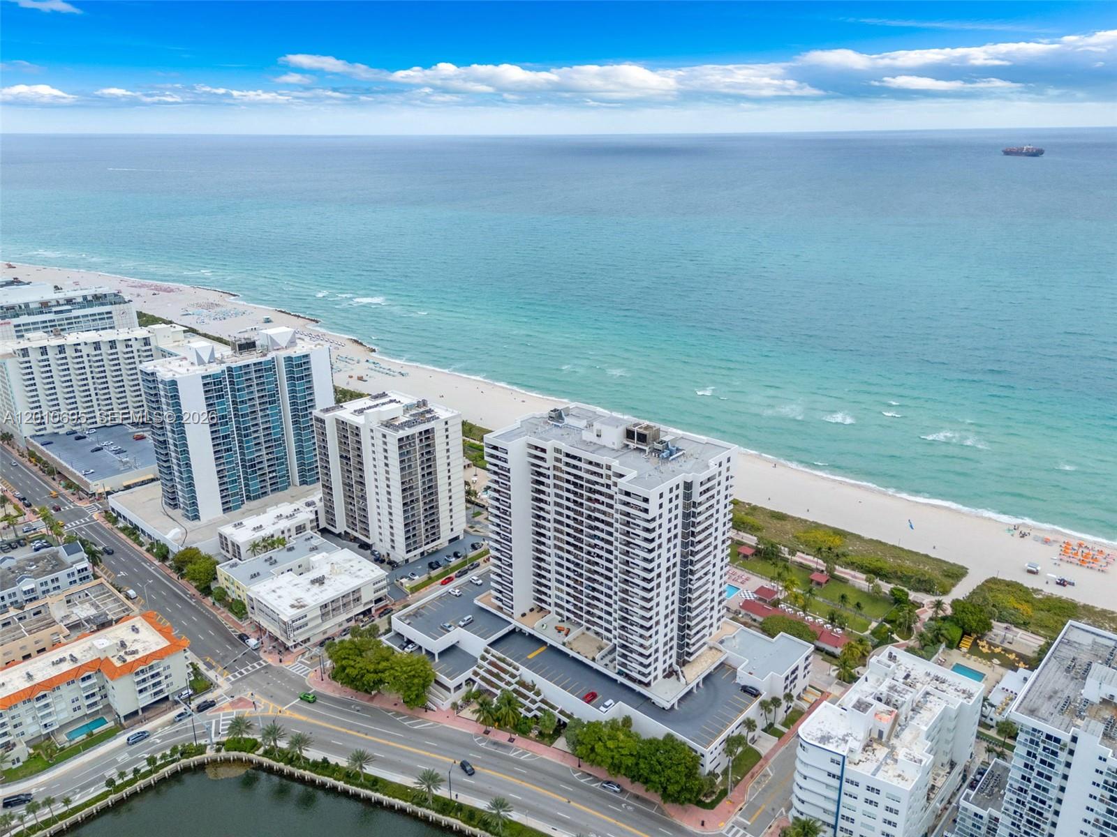 CLUB ATLANTIS CONDO - Residential