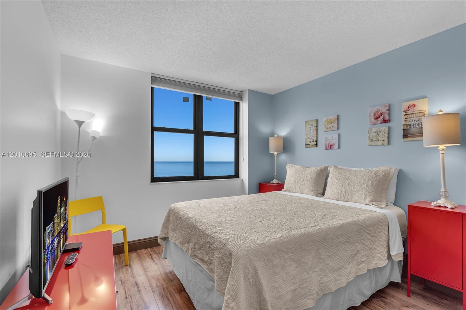 CLUB ATLANTIS CONDO - Residential