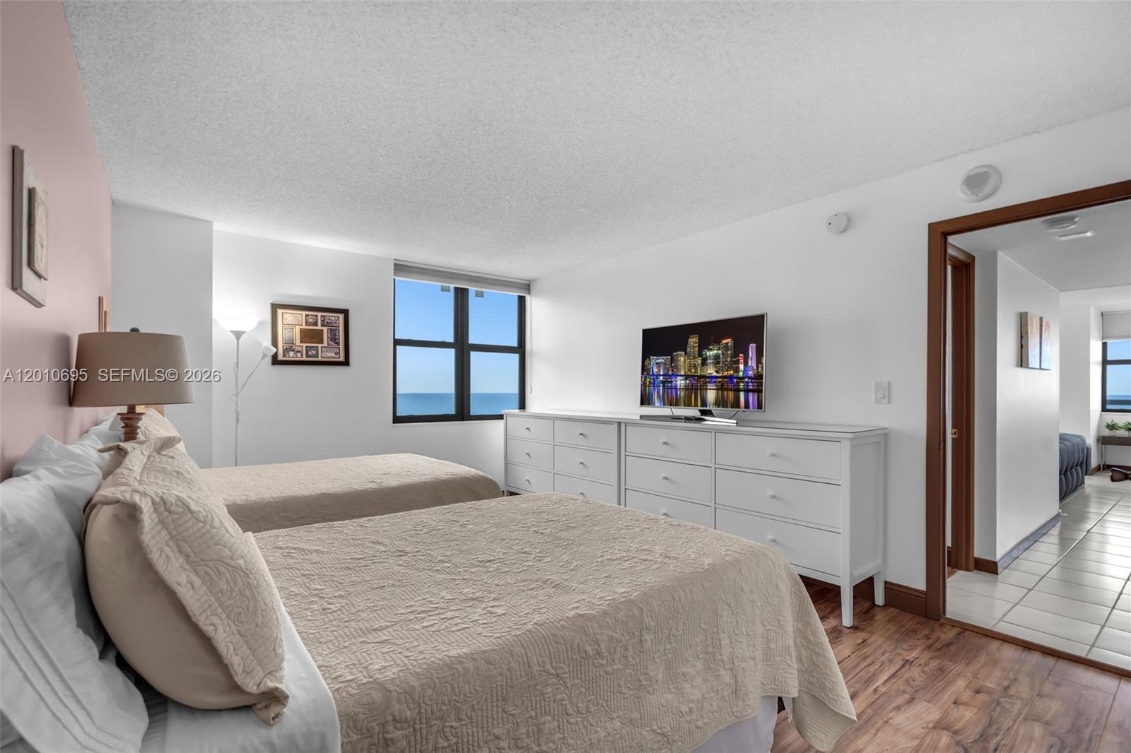 CLUB ATLANTIS CONDO - Residential