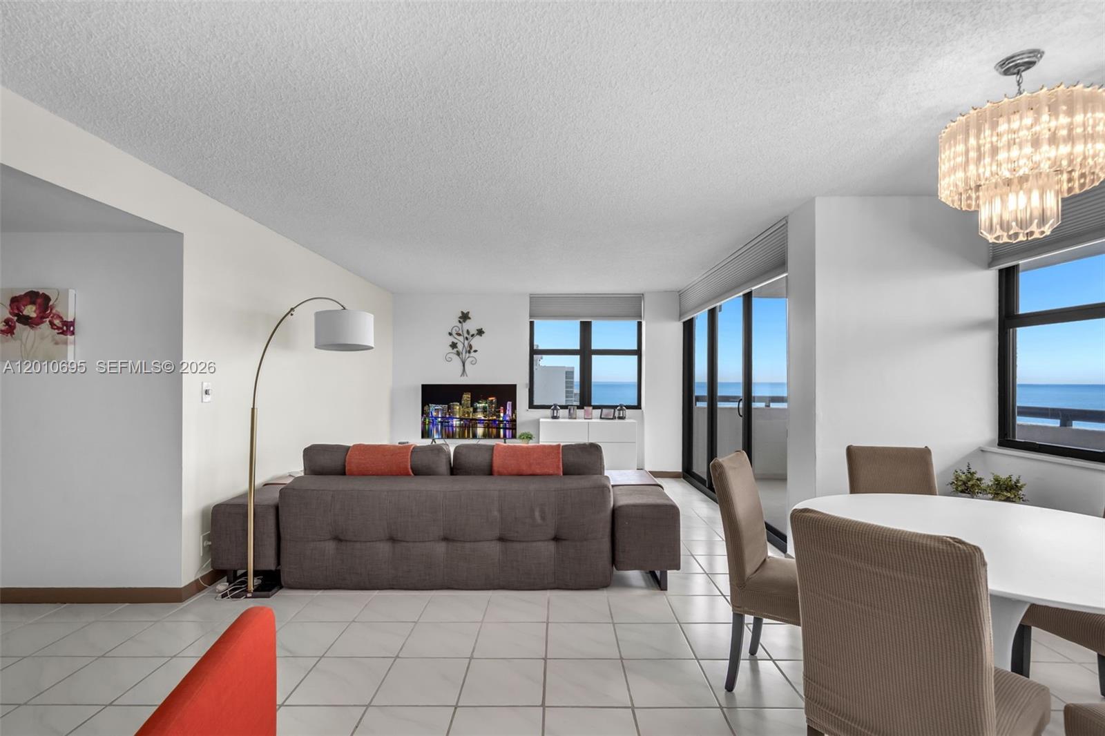 CLUB ATLANTIS CONDO - Residential