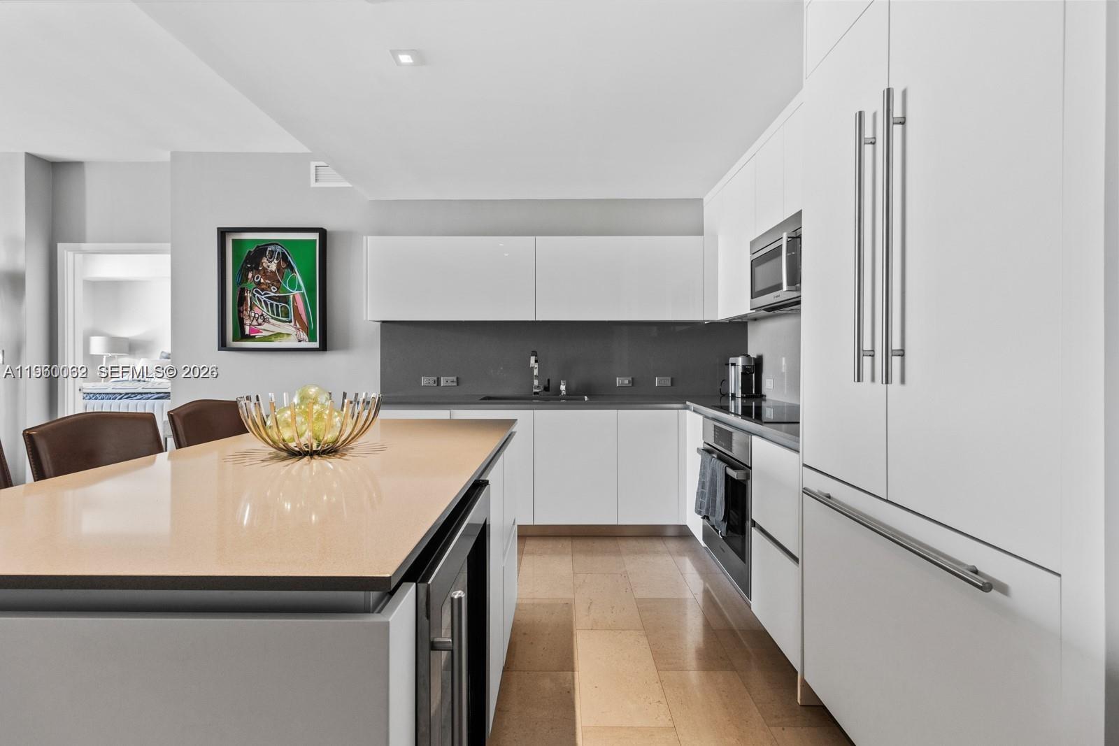 RISE CONDO - Residential