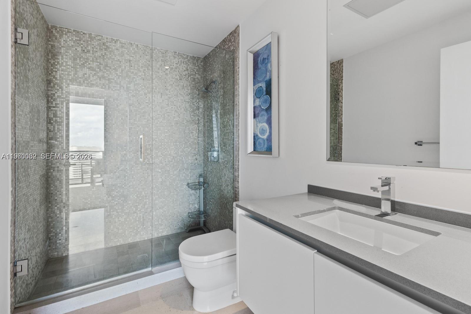 RISE CONDO - Residential