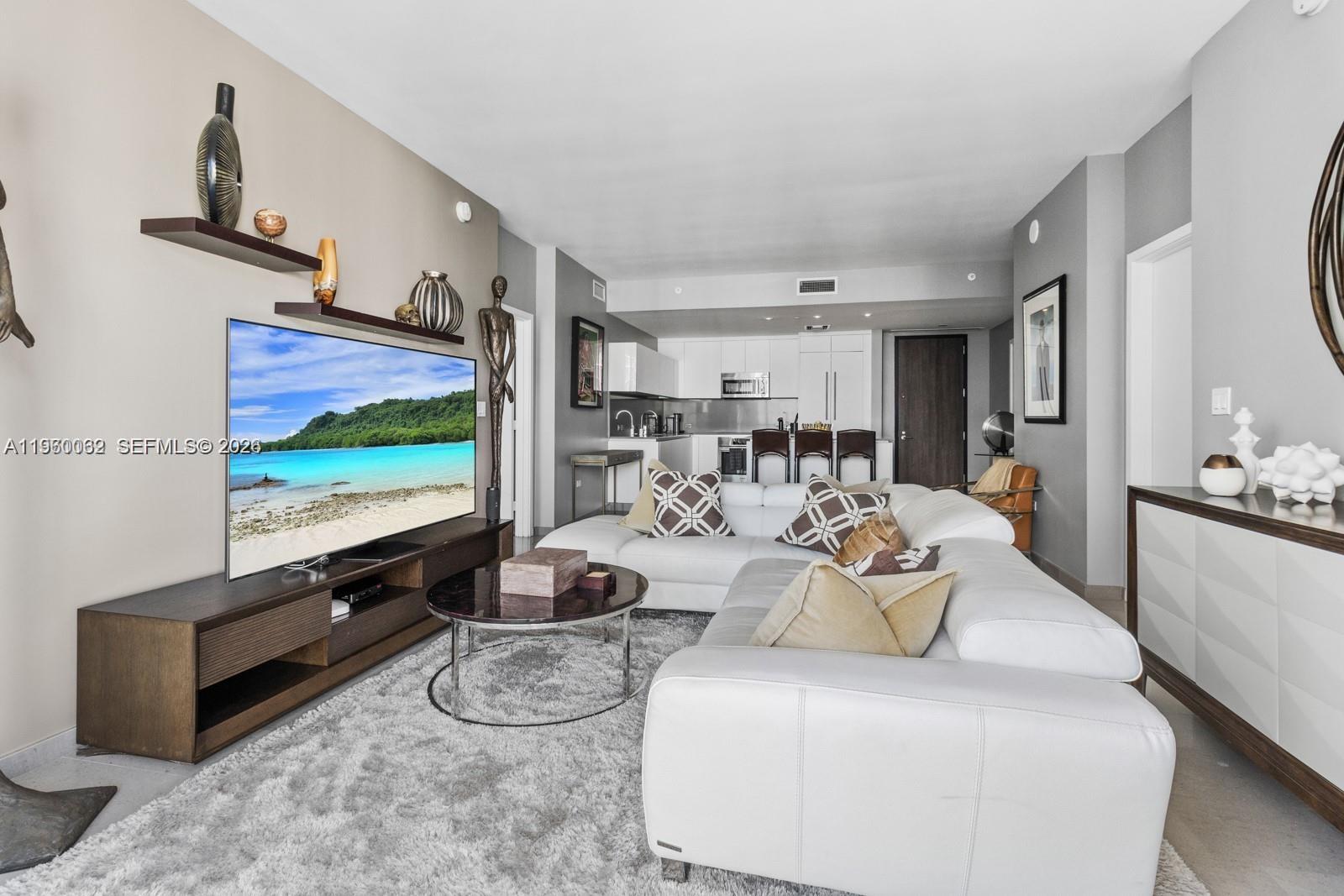 RISE CONDO - Residential