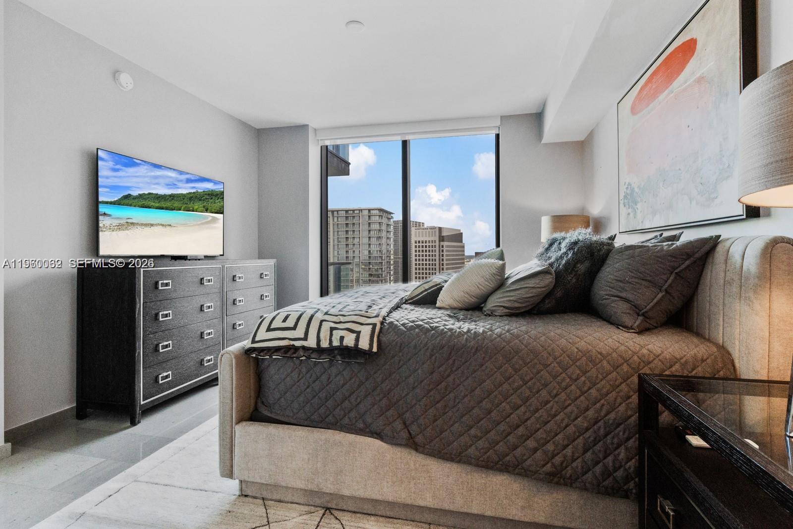 RISE CONDO - Residential