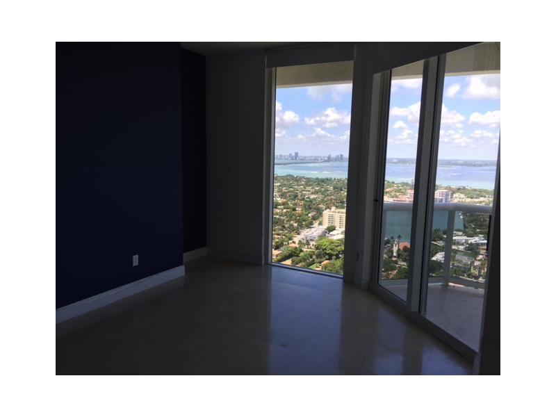 BLUE DIAMOND CONDO - Residential Lease