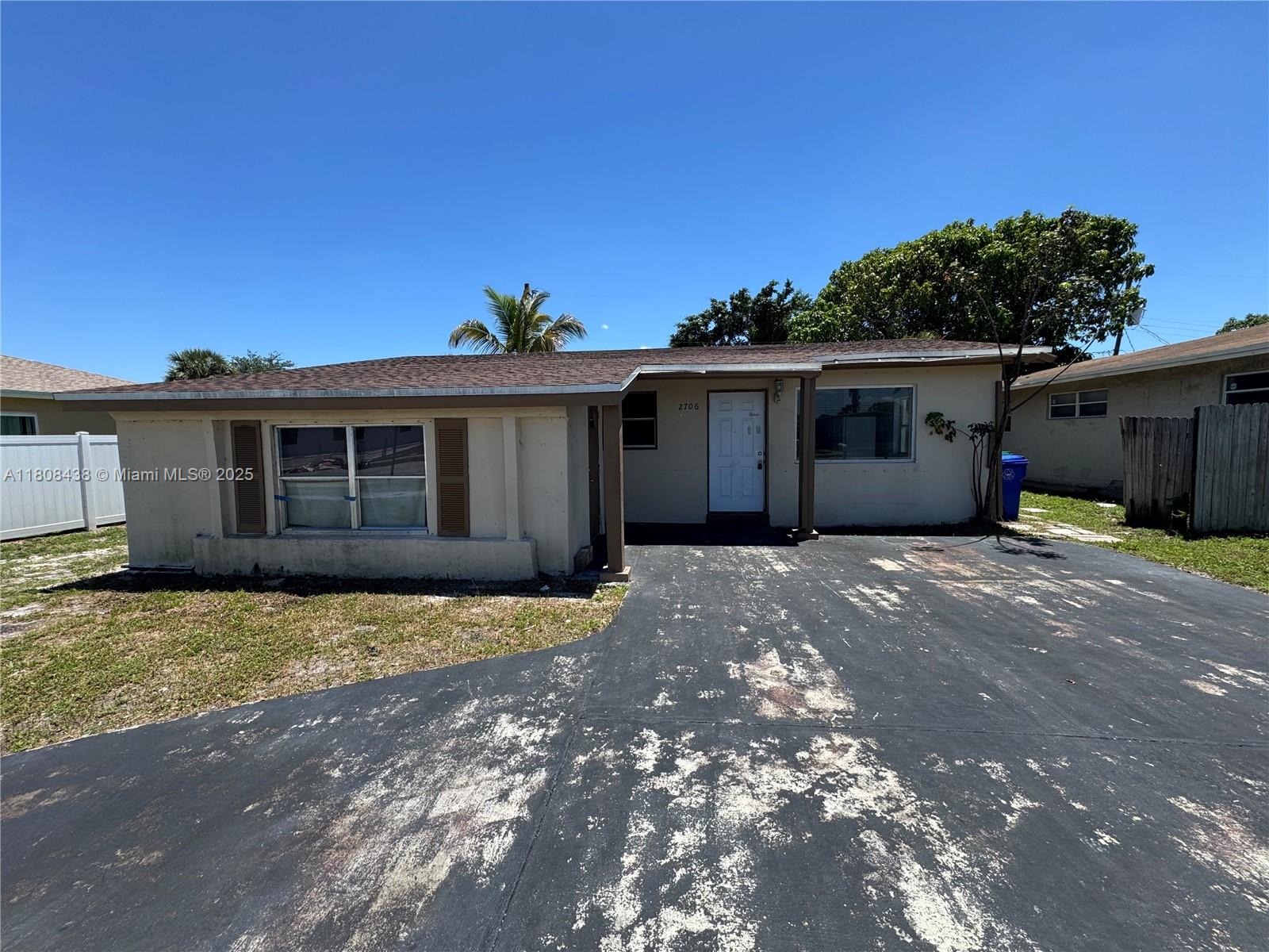 2706 Nw 15th Ct, Fort Lauderdale, Broward County, Florida - 4 Bedrooms  
3 Bathrooms - 