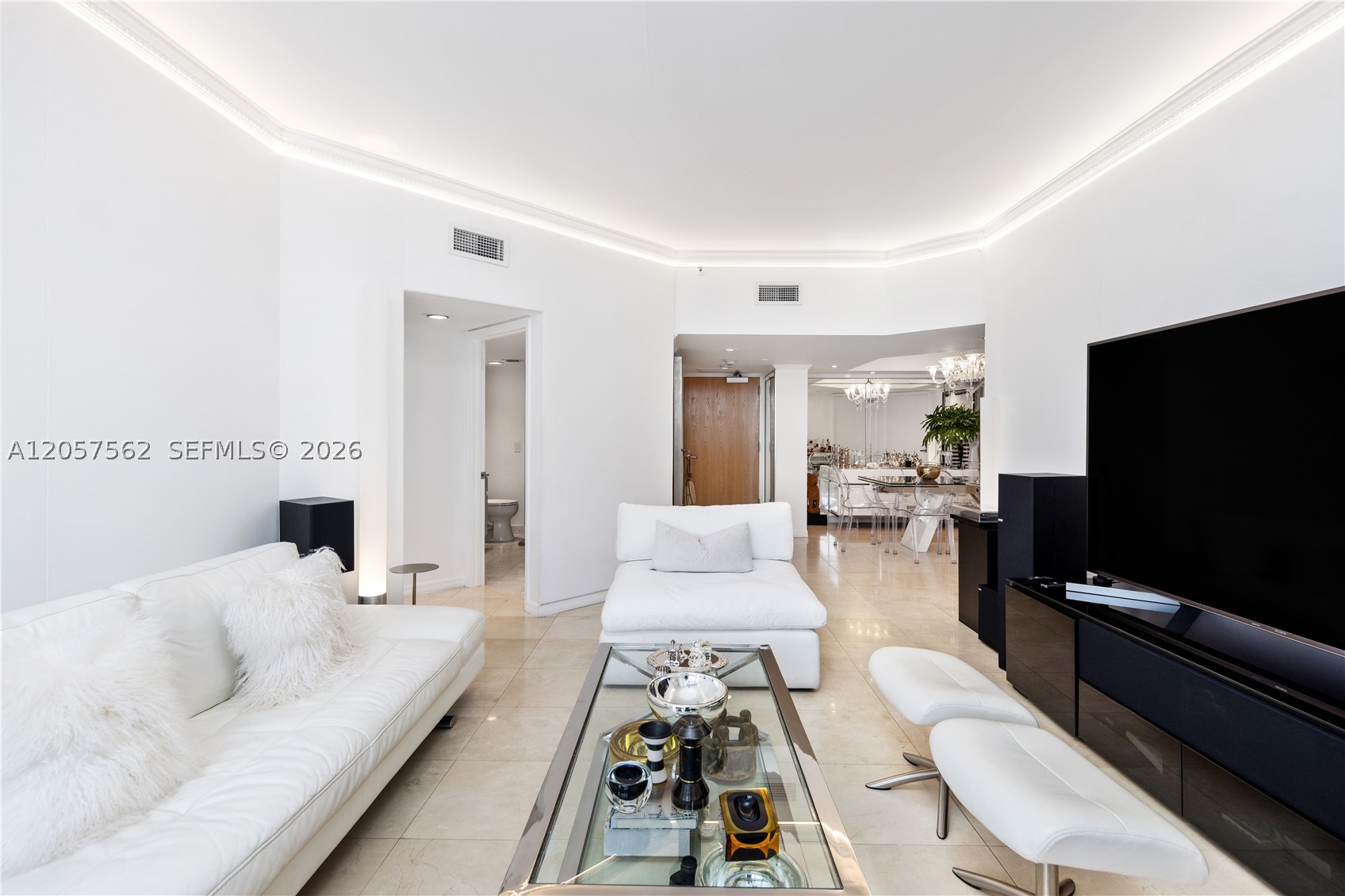 16445 Collins Ave OS25