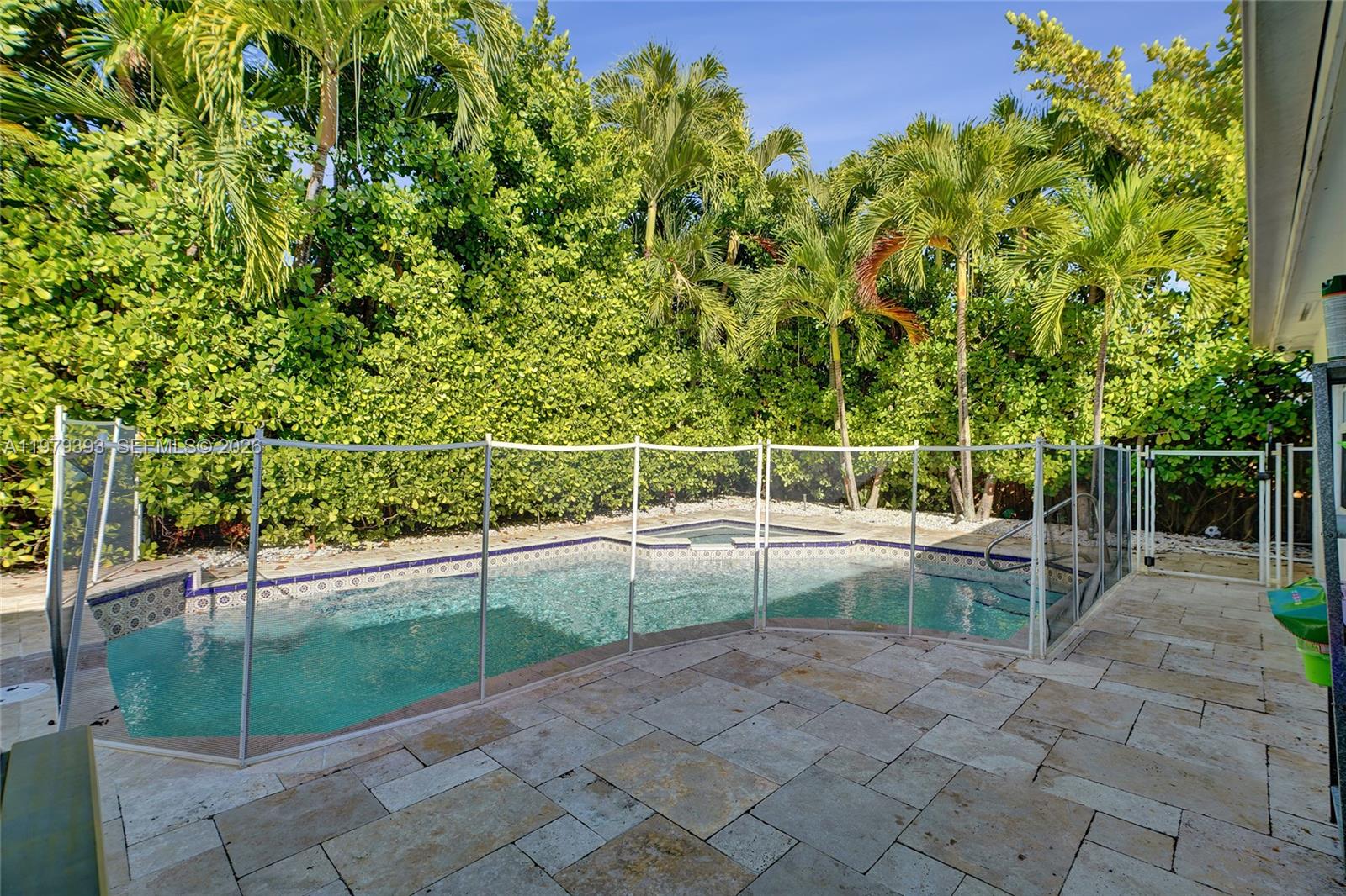 SKYKNOLL ESTATES REPLAT - Residential