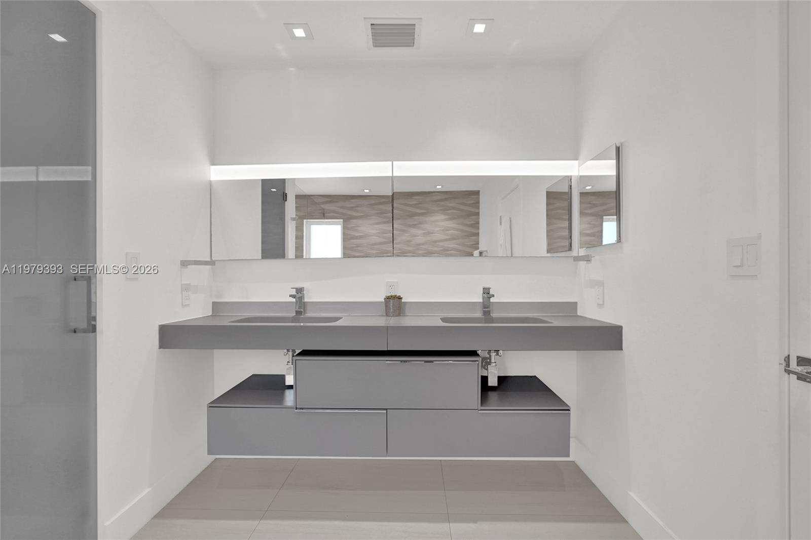 SKYKNOLL ESTATES REPLAT - Residential