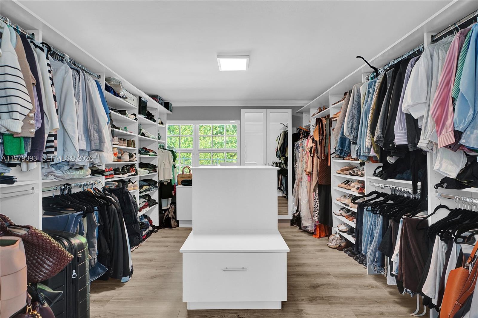 SKYKNOLL ESTATES REPLAT - Residential