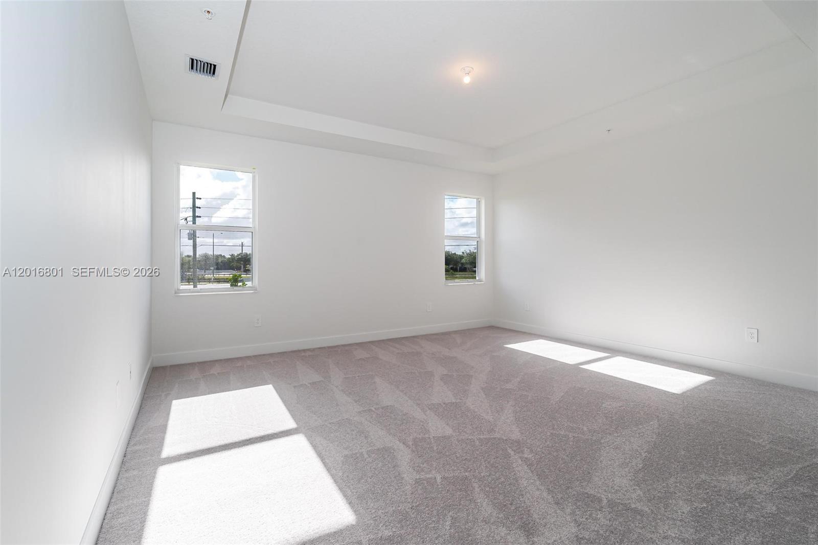 RESERVE AT DAVIE - Residential Lease