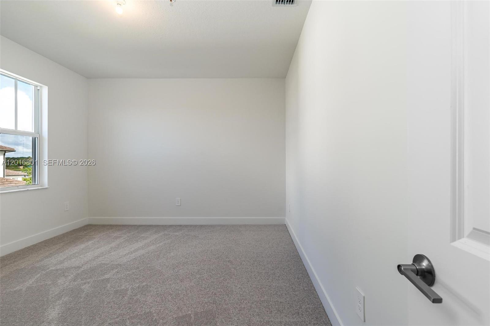 RESERVE AT DAVIE - Residential Lease