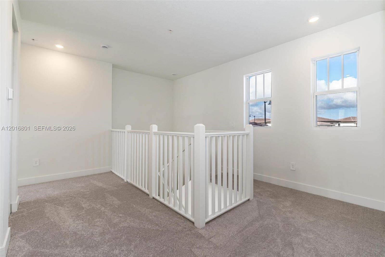 RESERVE AT DAVIE - Residential Lease
