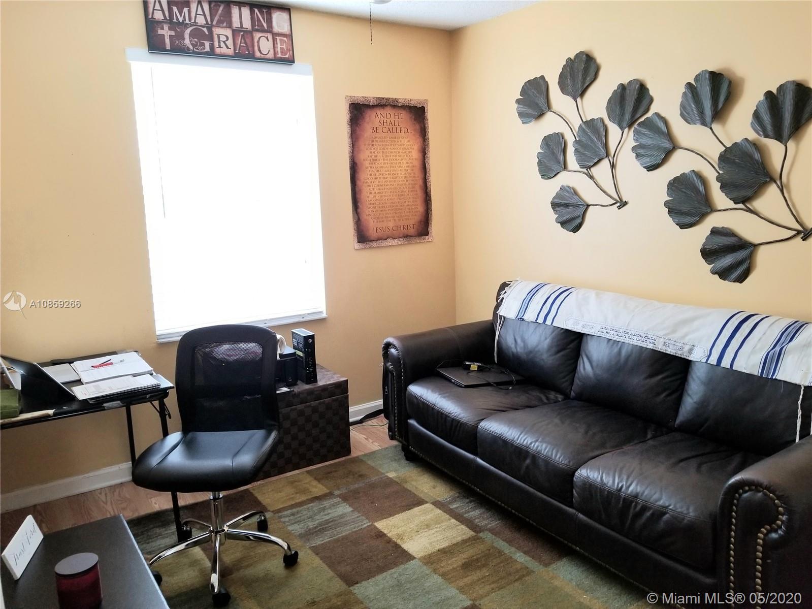 LAKES OF NEWPORT II - Residential