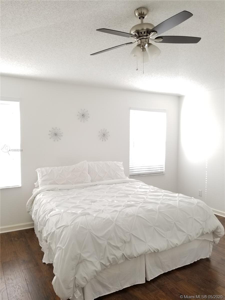 LAKES OF NEWPORT II - Residential