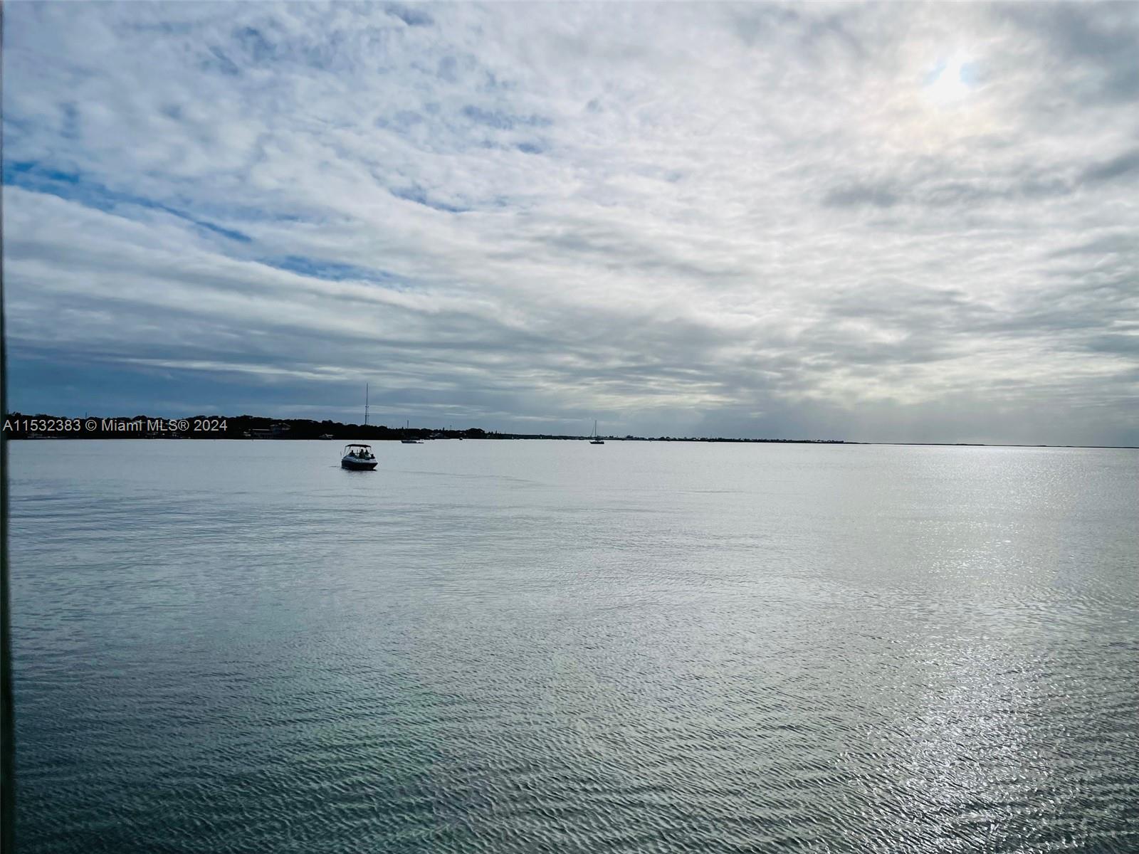 CALUSA CAMPGROUND - Land