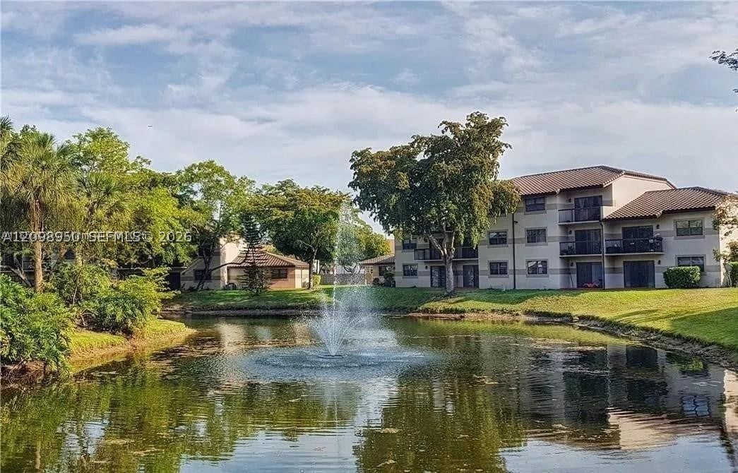 9937 Nob Hill Pl 1637, Sunrise, FL, 33351/$315,000 2 9937 Nob Hill Pl 1637