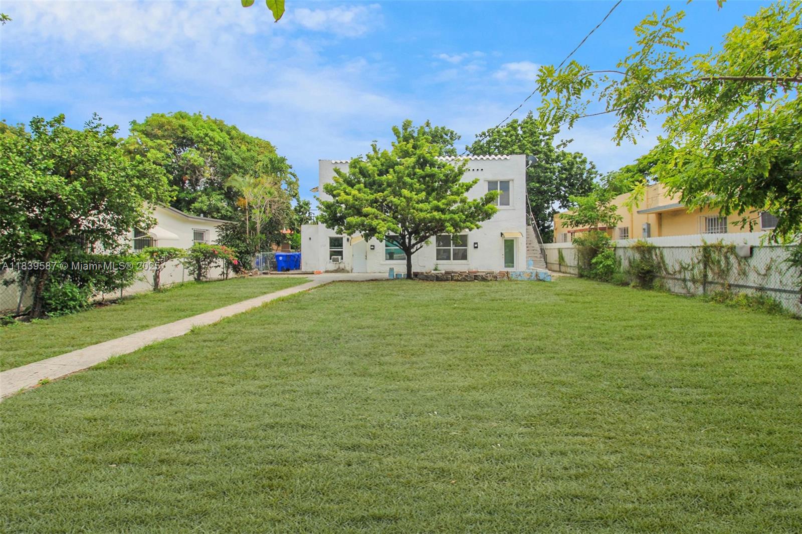 Excellent investment opportunity! This centrally located triplex in the heart of Miami features three well-maintained units: a 1-bedroom/1-bath, a 2-bedroom/1-bath, and a 3-bedroom/1-bath perfect for rental income or multi-generational living. Situated in a prime location, just minutes from Downtown Miami, the Miami River, and the vibrant Calle Ocho. Residents will enjoy proximity to shopping, dining, and entertainment, with easy access to major highways for seamless commuting. Don’t miss this chance to own a versatile property in one of Miami’s most dynamic neighborhoods!