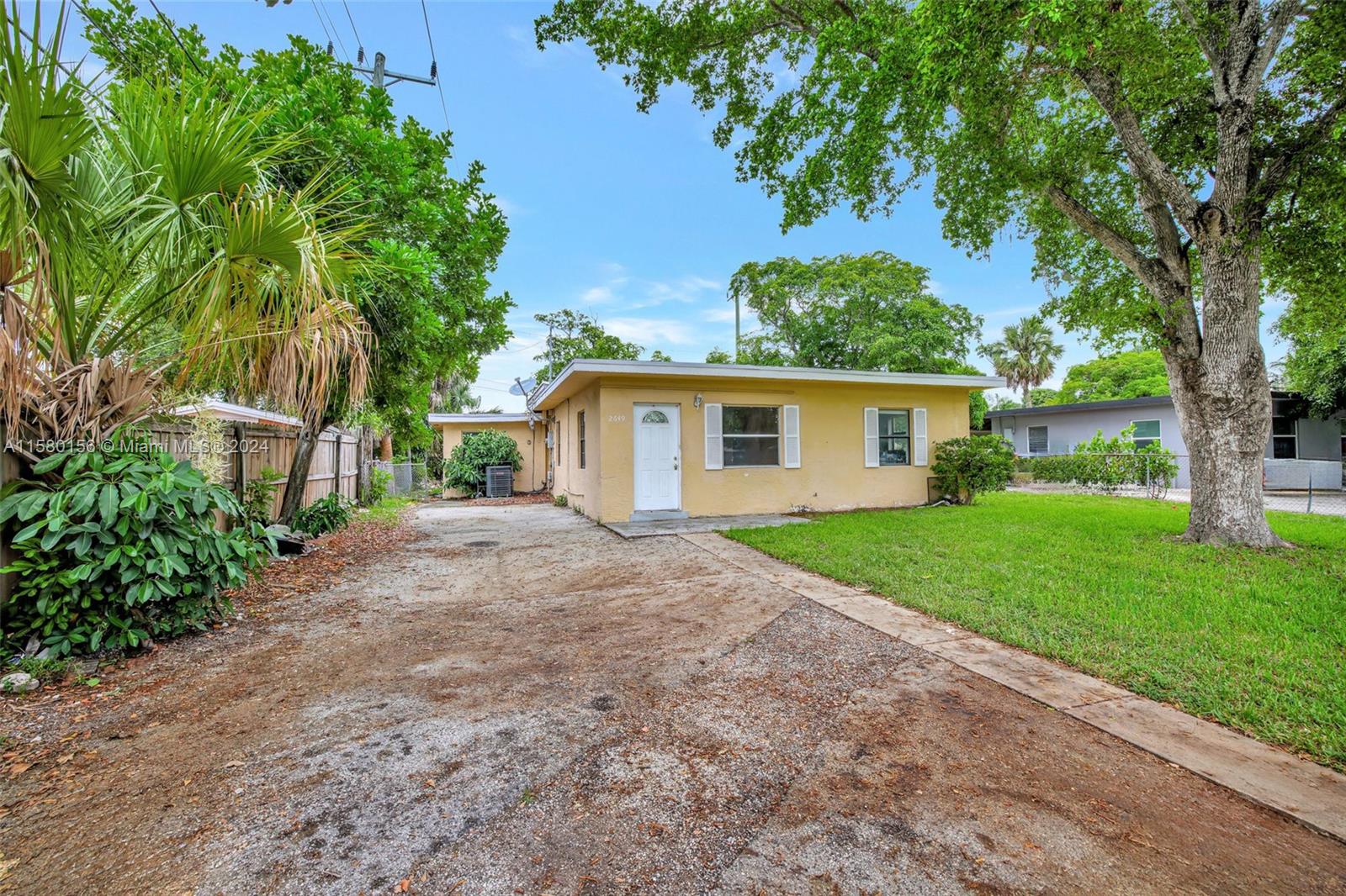 2649 Nw 10th St St, Pompano Beach, Broward County, Florida - 2 Bedrooms  
1 Bathrooms - 