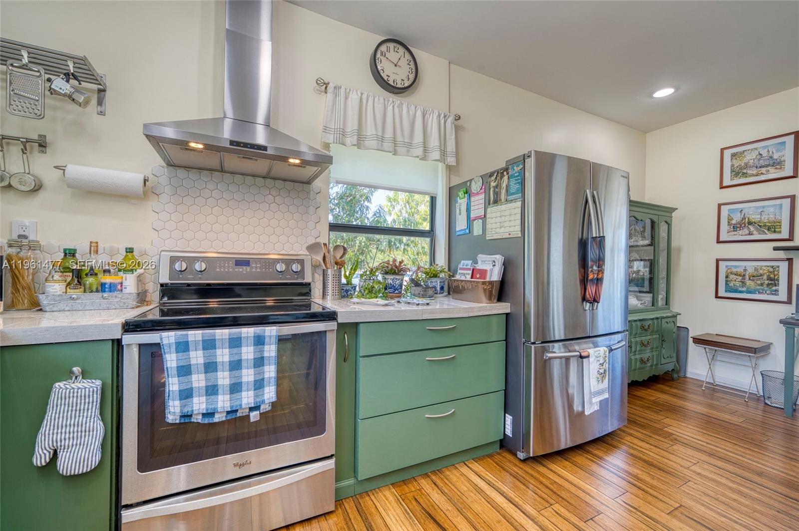 FL CITY HIGHLANDS - Residential