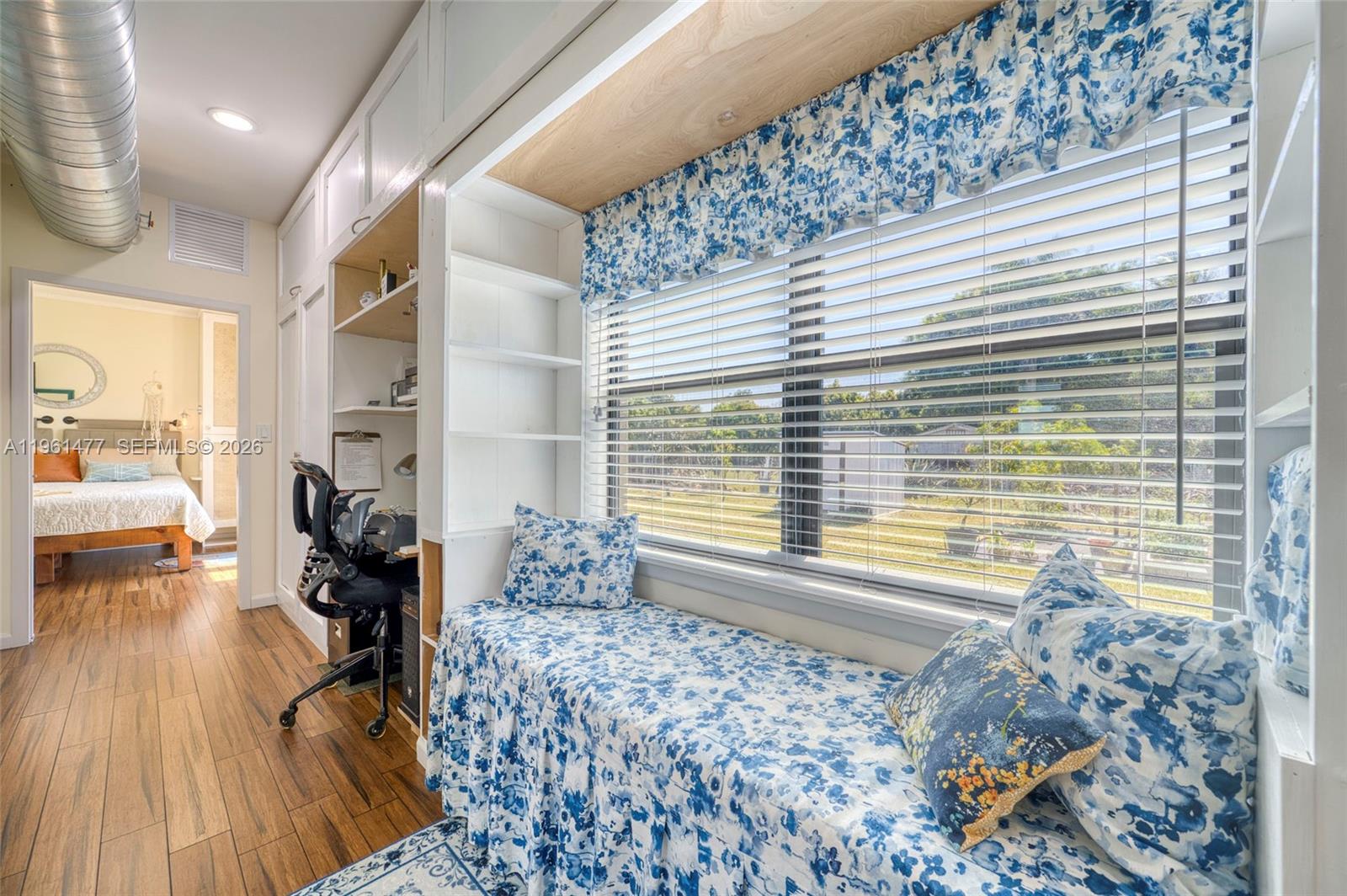 FL CITY HIGHLANDS - Residential