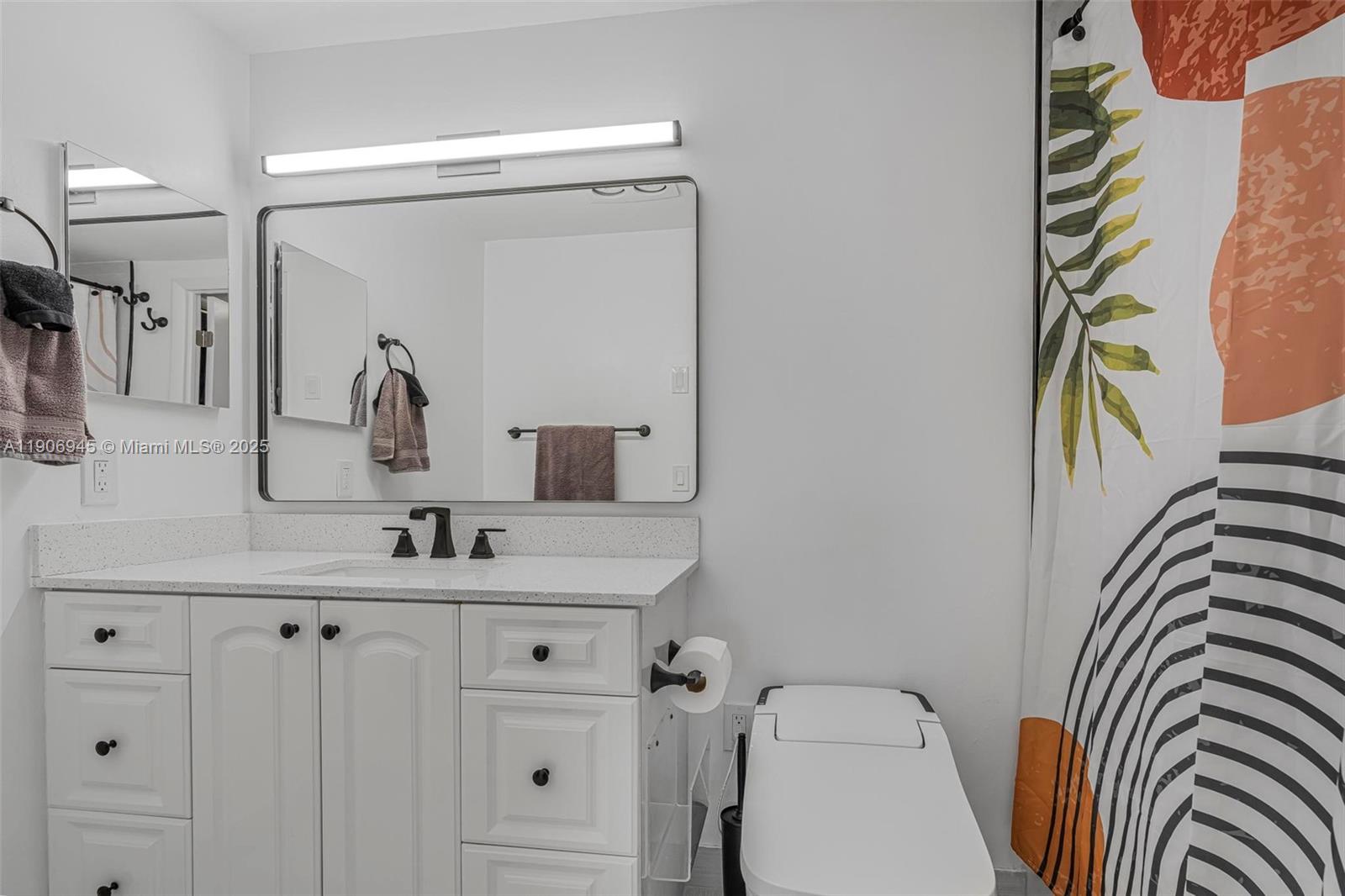 HILLCREST NO 21 CONDO - Residential