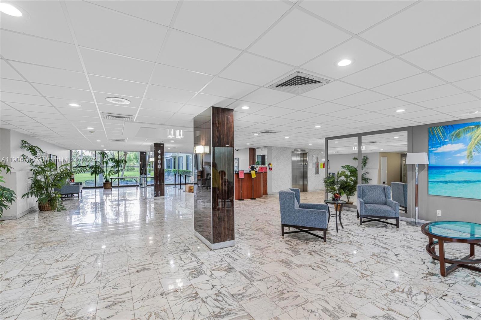 HILLCREST NO 21 CONDO - Residential