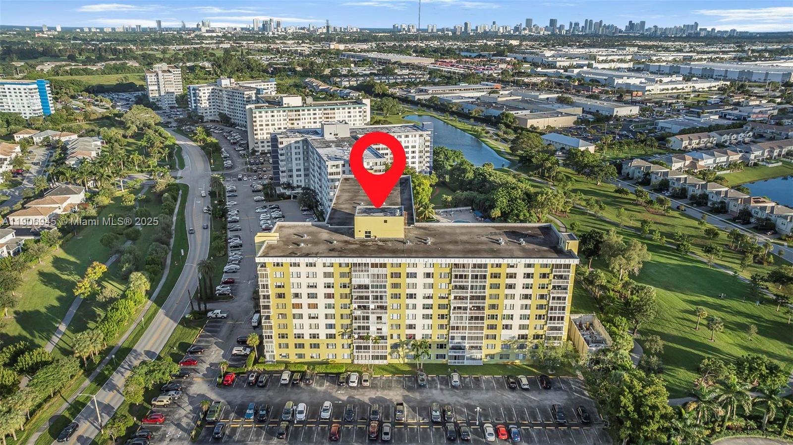 HILLCREST NO 21 CONDO - Residential