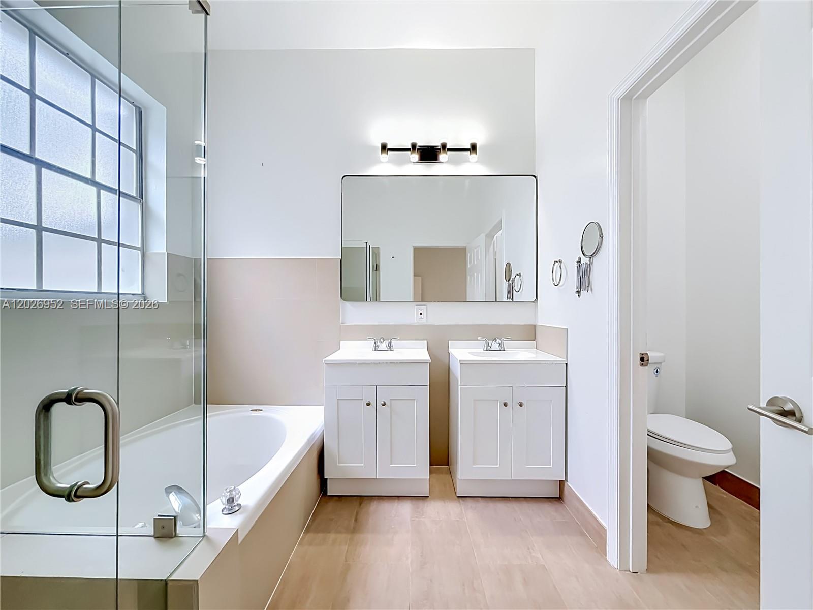 EMERALD COURTS - OPAL CRE - Residential