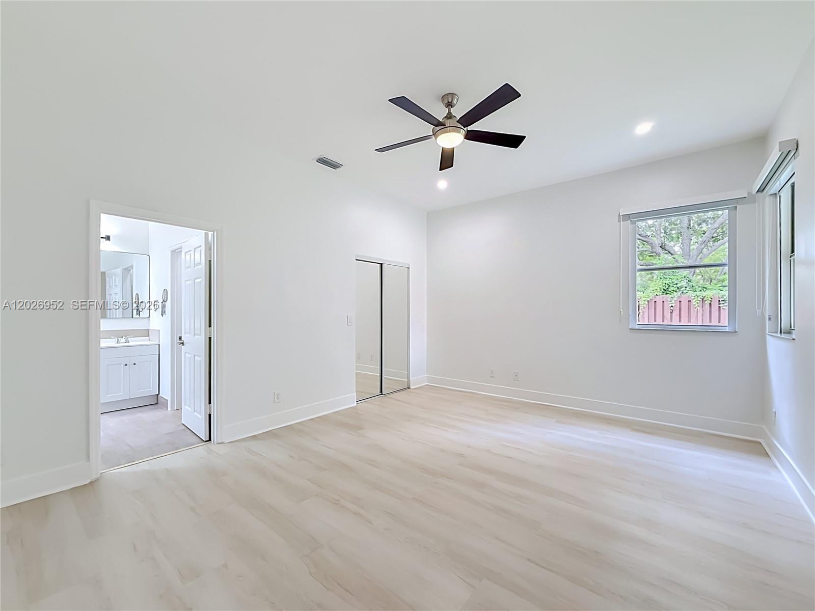 EMERALD COURTS - OPAL CRE - Residential