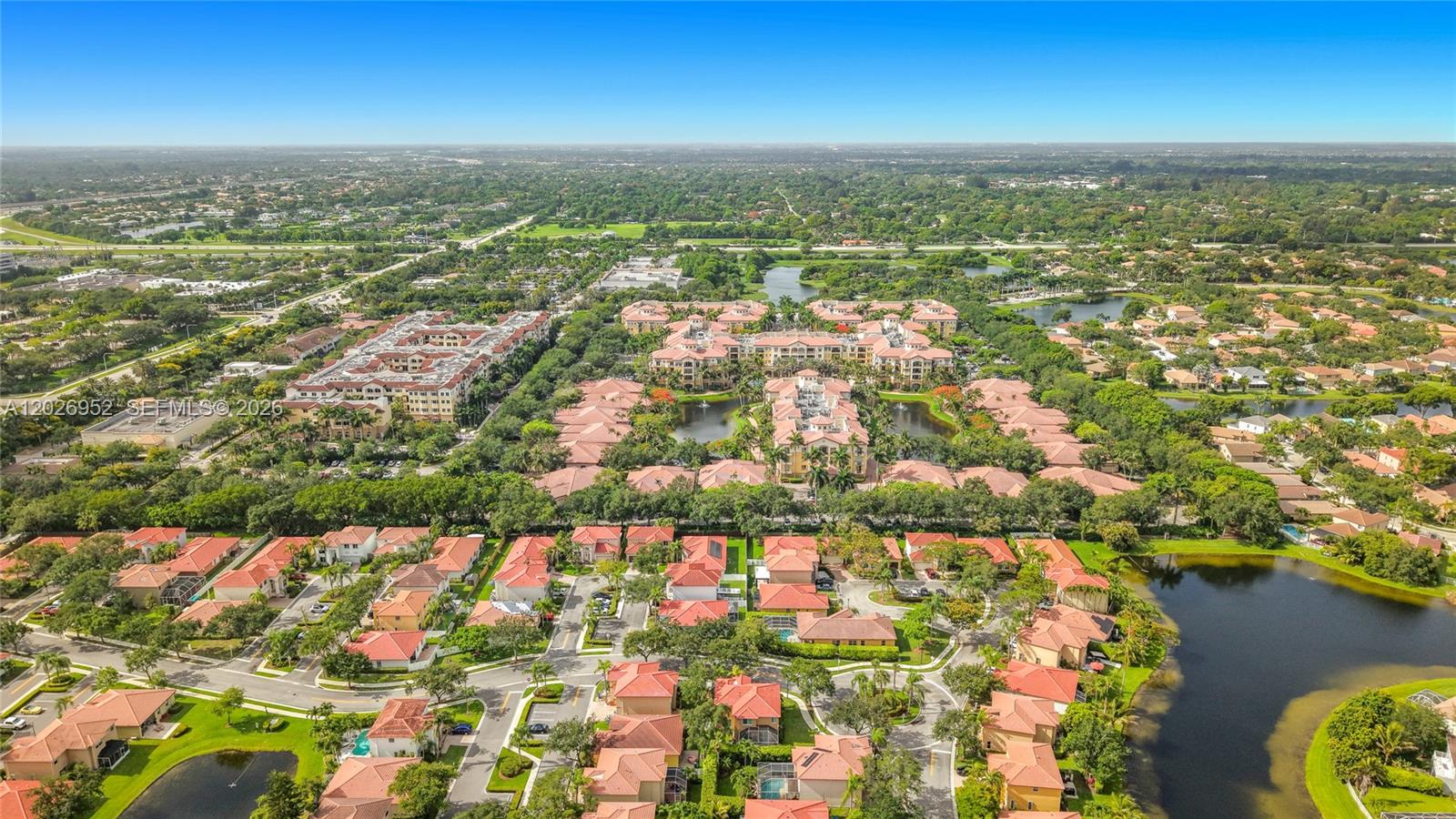 EMERALD COURTS - OPAL CRE - Residential