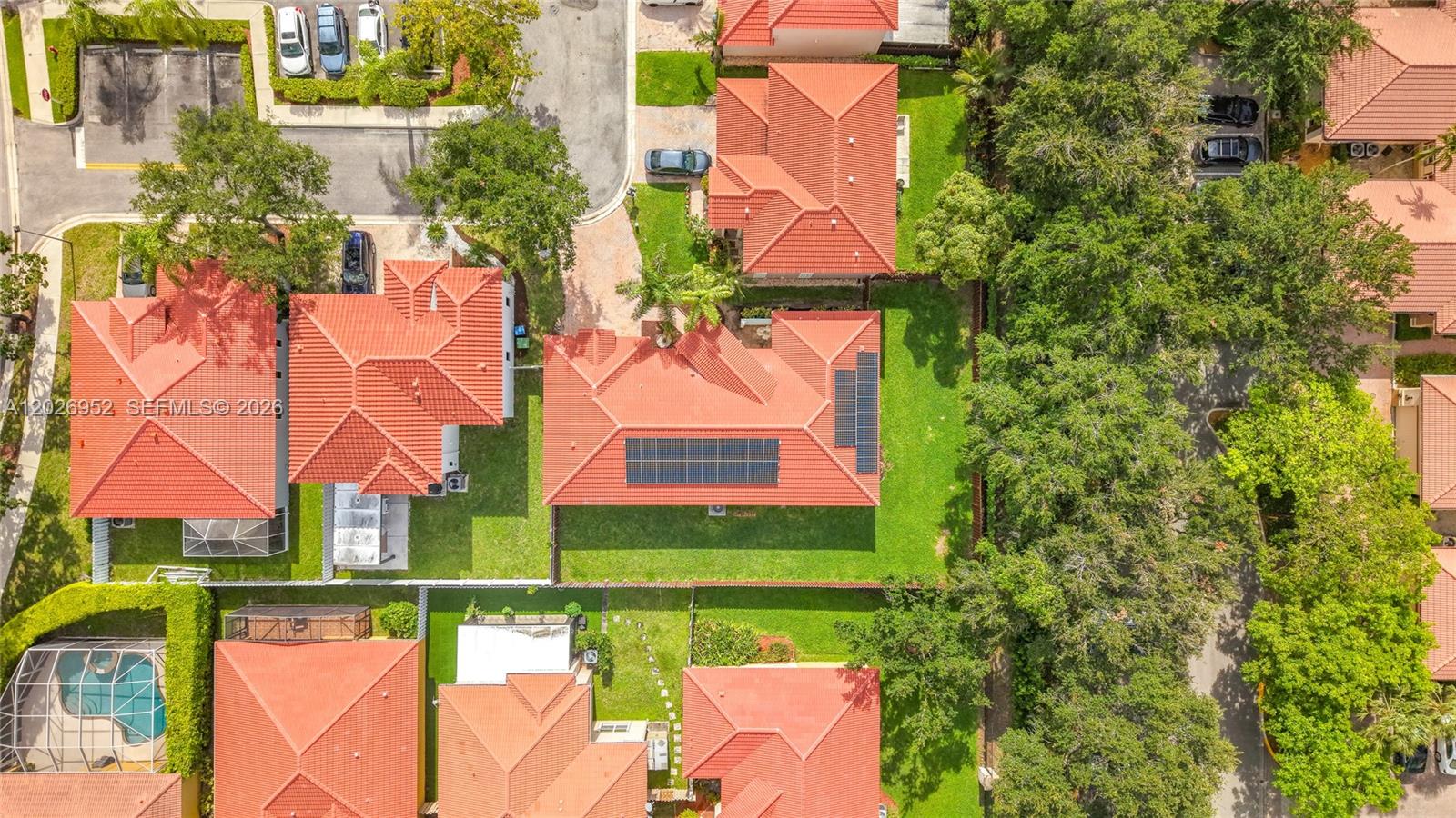 EMERALD COURTS - OPAL CRE - Residential