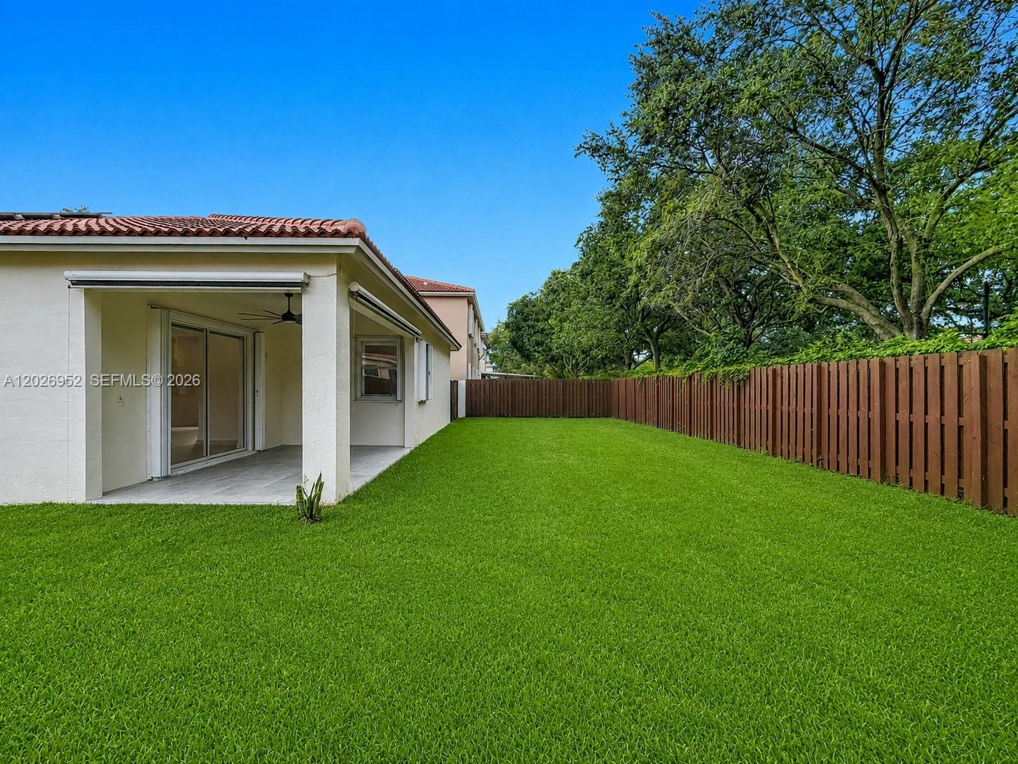 EMERALD COURTS - OPAL CRE - Residential