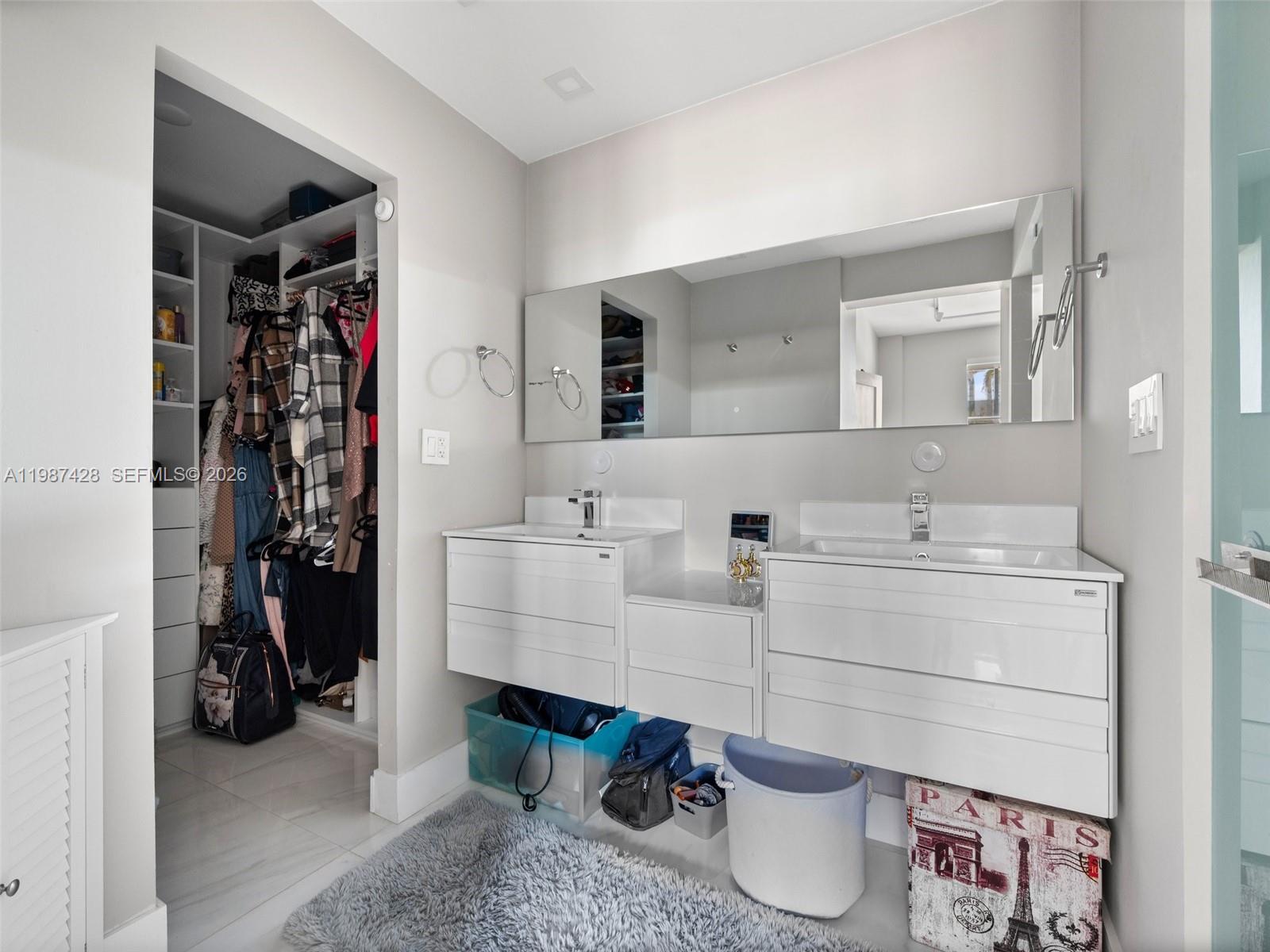 GABLES PLAZA CONDO - Residential Lease