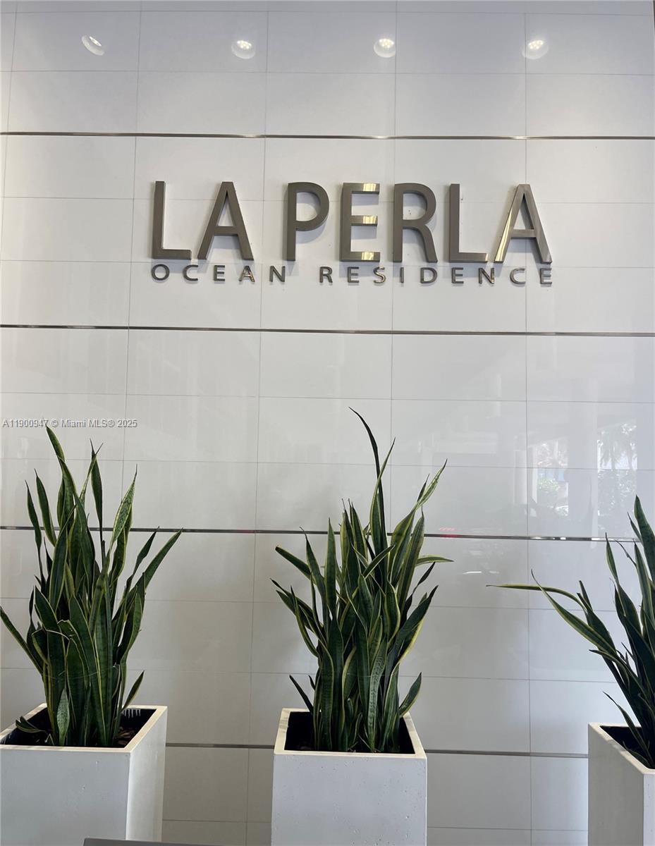 LA PERLA CONDO - Residential Lease