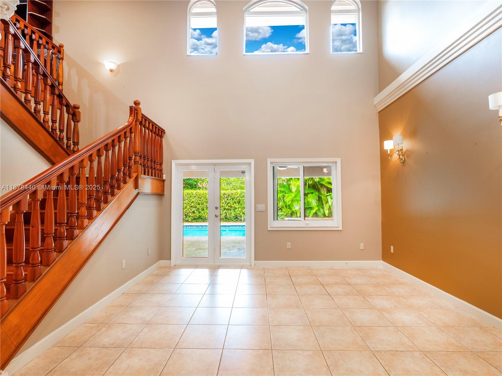 1ST ADDN TO ROYAL OAKS - Residential