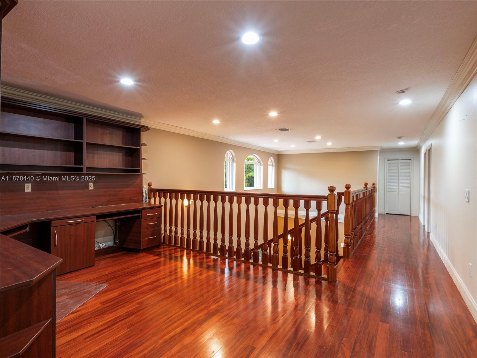 1ST ADDN TO ROYAL OAKS - Residential
