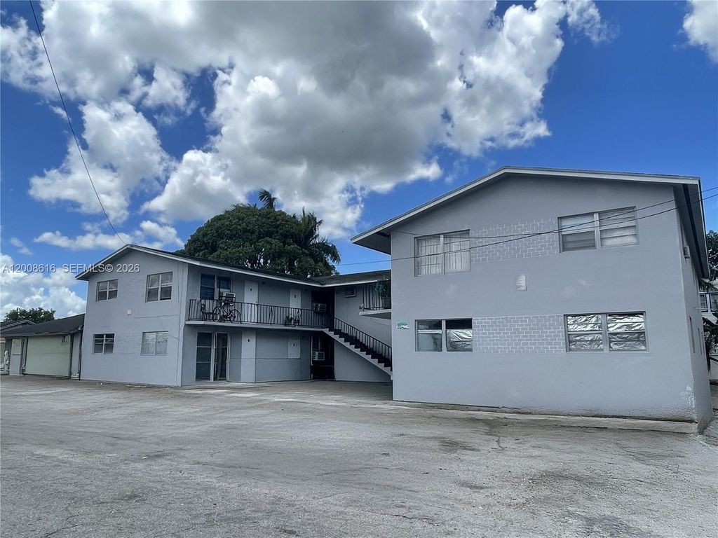 Photo of 332 SW 3rd St #7, Belle Glade, FL 33430 (MLS # A12008616)