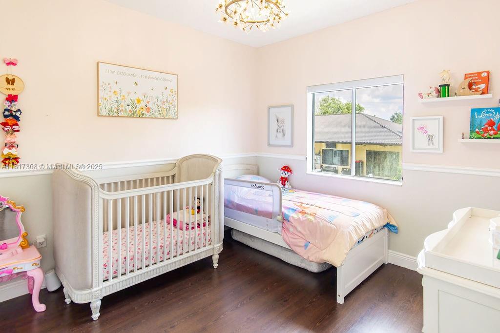 KENDALL VILLAGE TOWNVILLA - Residential