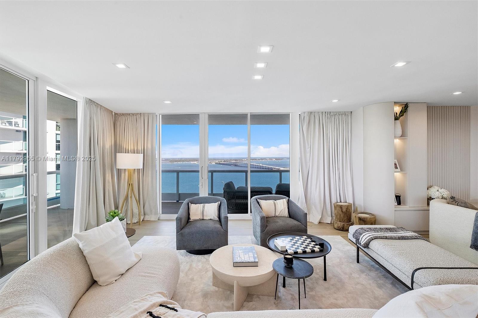 Property for Sale at 2127 Brickell Ave 2704, Miami, Broward County, Florida - Bedrooms: 2 
Bathrooms: 3  - $2,500,000