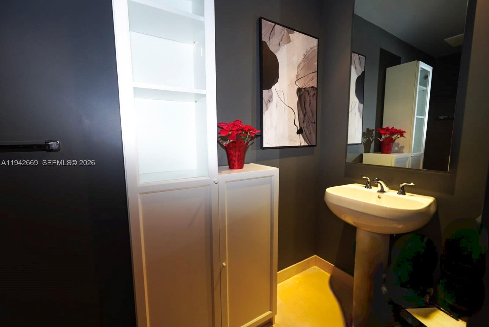 1060 BRICKELL CONDO - Residential Lease