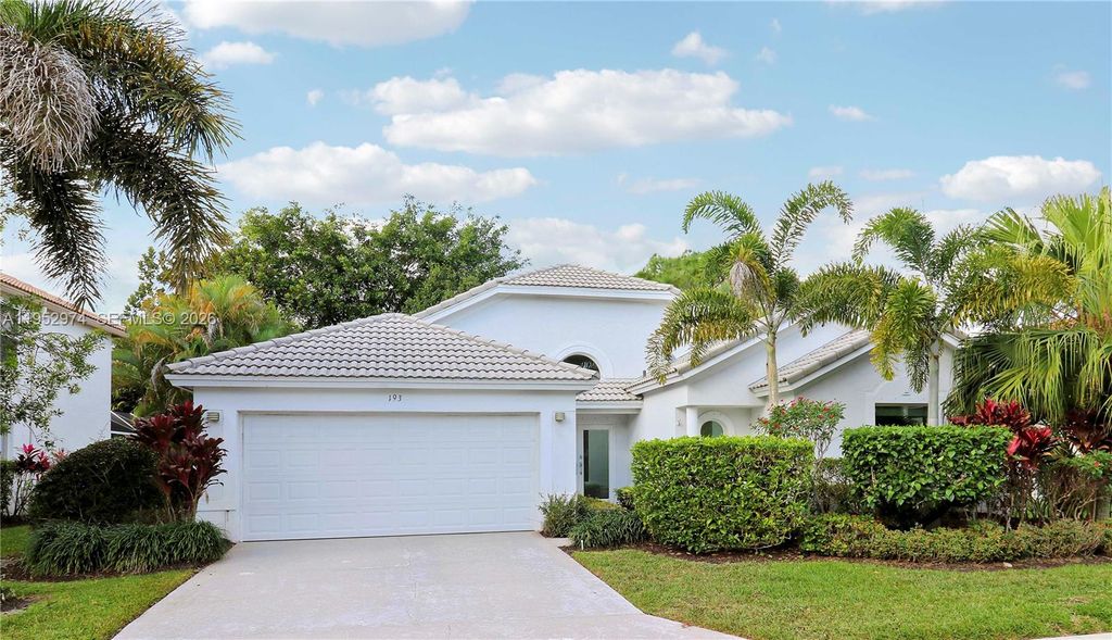 Photo of 193 Bent Tree Dr, Palm Beach Gardens, FL 33418 (MLS # A11952974)