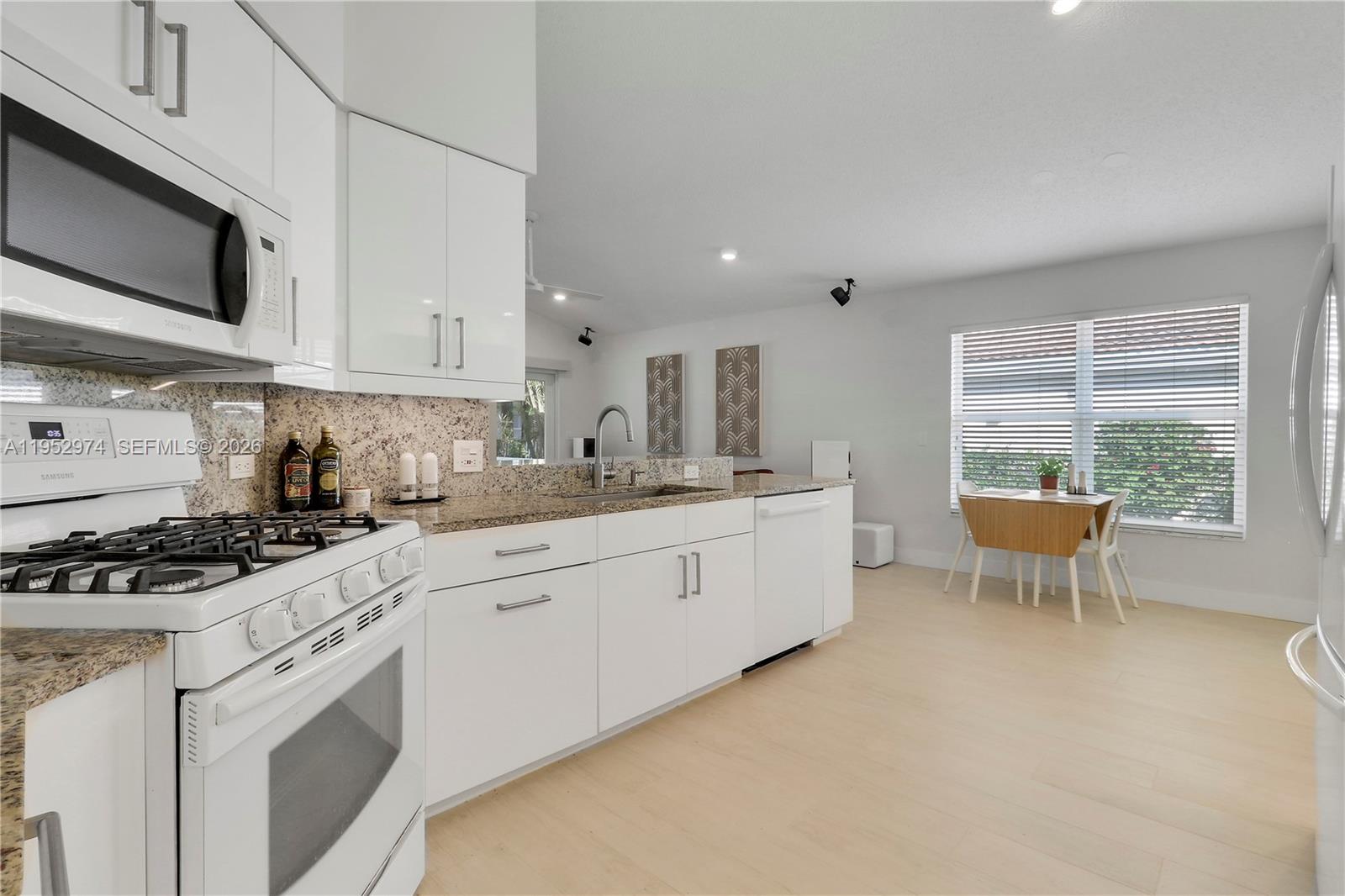 BENT TREE PH 2 - Residential