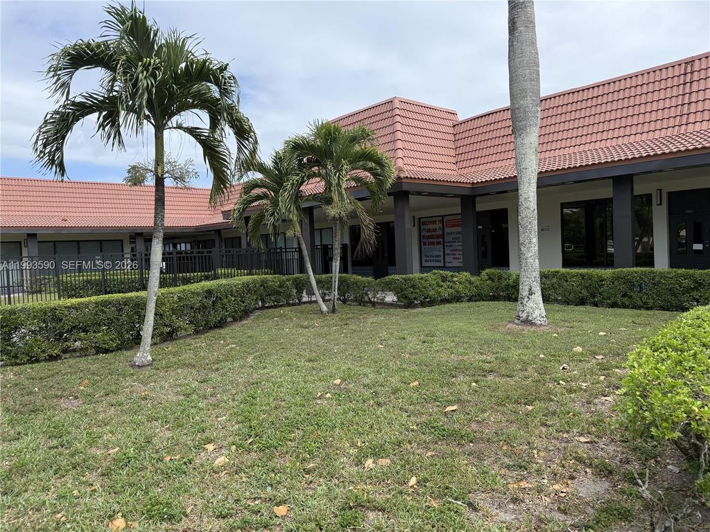 Photo of 4502 Inverrary Blvd #K, Lauderhill, FL 33319 (MLS # A11993590)