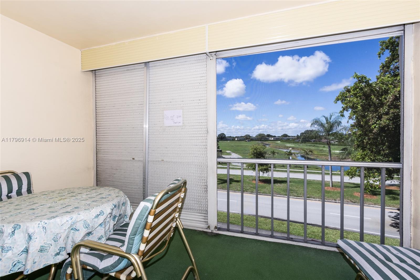 ORIOLE GOLF & TENNIS CLUB - Residential