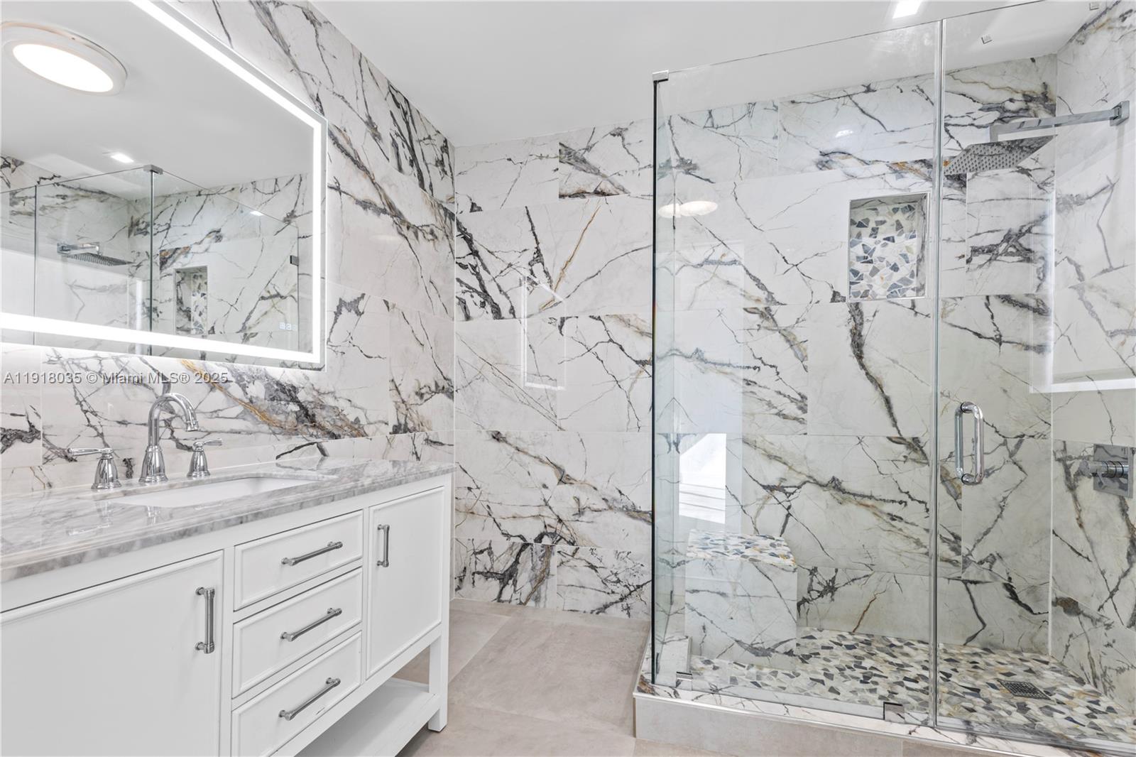 BAYSHORE MANOR - Residential