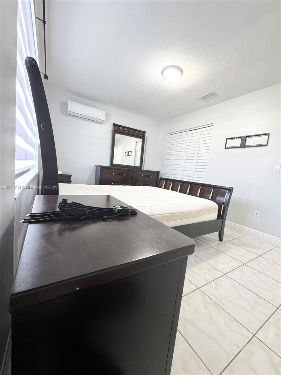 WESTHAVEN HGTS 4TH ADDN - Residential Lease