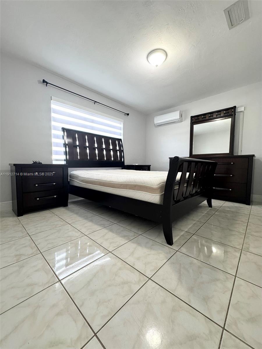 WESTHAVEN HGTS 4TH ADDN - Residential Lease