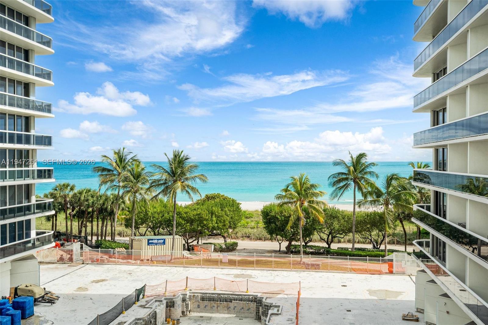 SOLIMAR CONDO - Residential